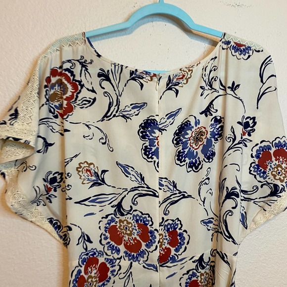 ANN TAYLOR Cream Lace Floral Short Sleeve Dress - Picture 8 of 8